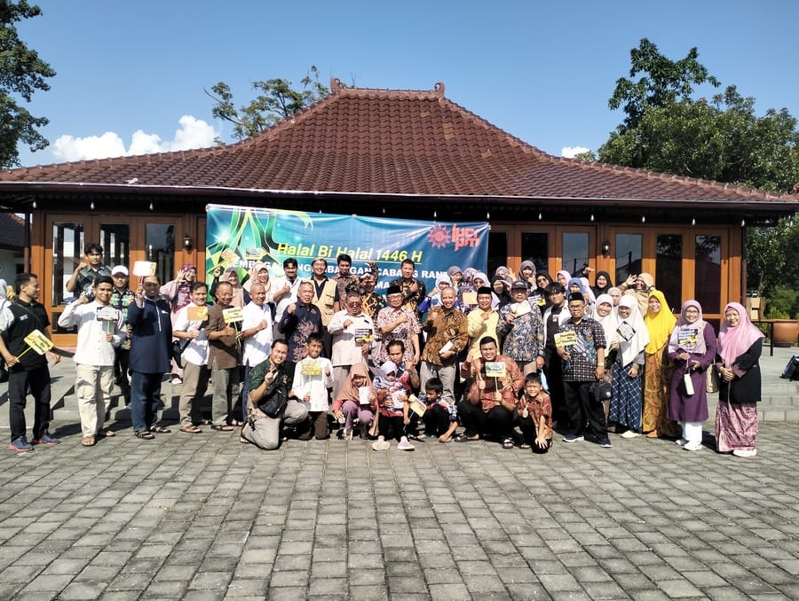 Keluarga besar LPCRPM PP Muhammadiyah. Foto: Cris