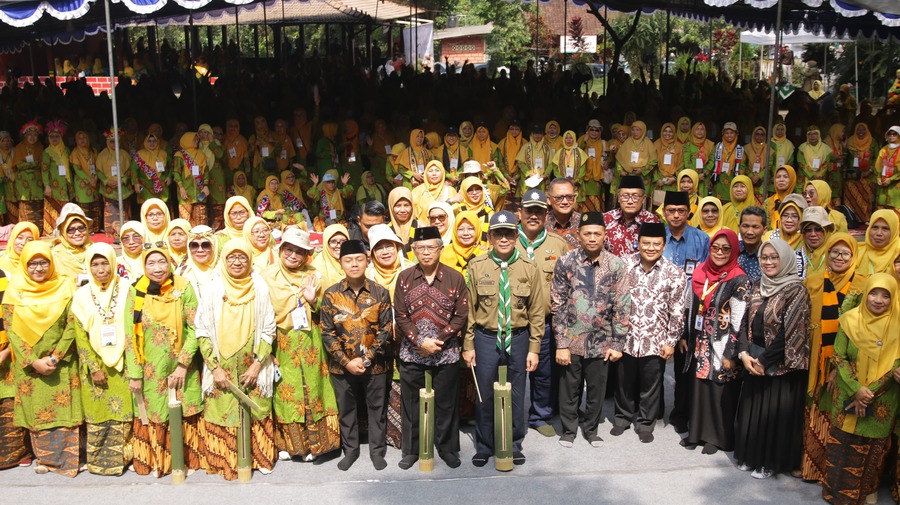 Pembukaan 'Aisyiyah Cadre Camp. Foto: Tim Broadcasting SMK Muhammadiyah 1 Yogyakarta