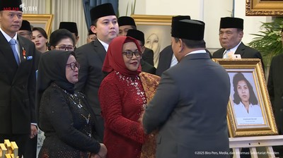 Penetapan Marsinah sebagai Pahlawan Nasional di Istana Negara Jakarta (10/11).