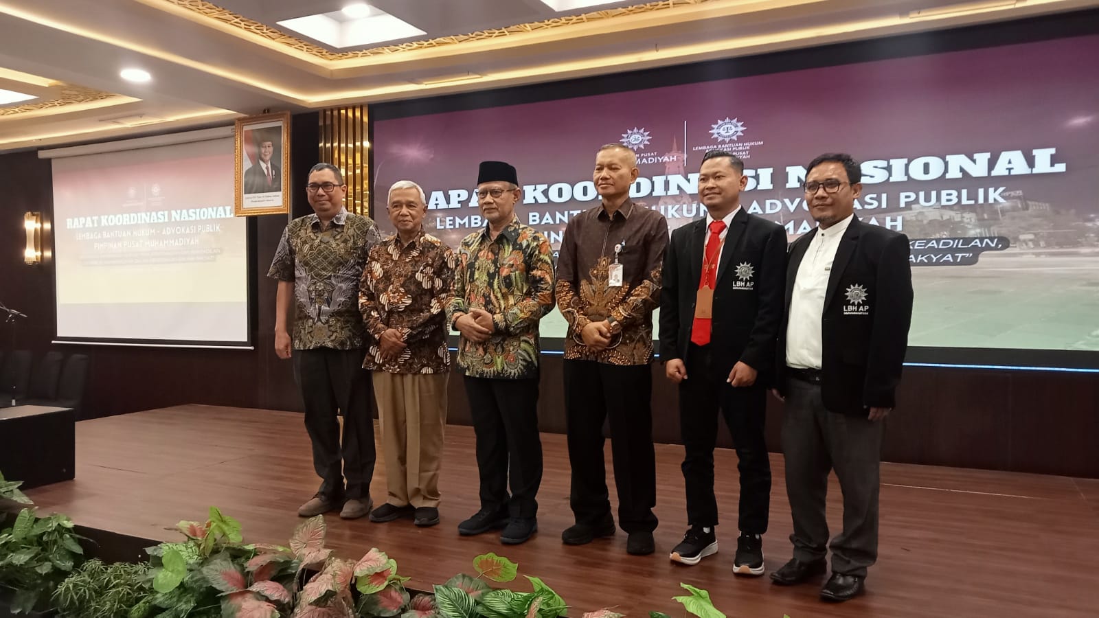 Ketua Umum Pimpinan Pusat Muhammadiyah Haedar Nashir hadir membuka acara Rakornas LBH AP PP Muhammadiyah di Yogyakarta (8/8).